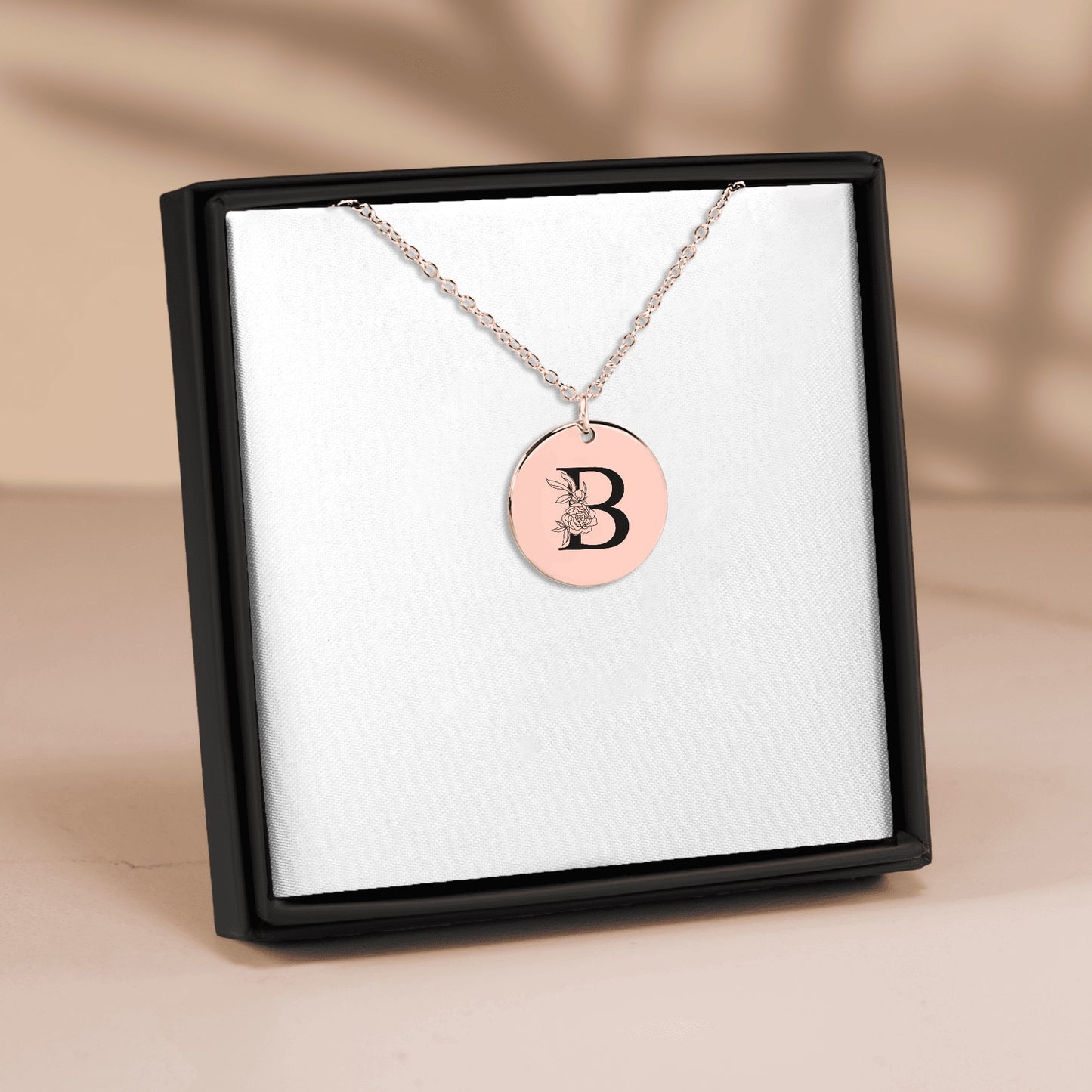Florale Buchstaben Halskette (Buchstabe personalisierbar)